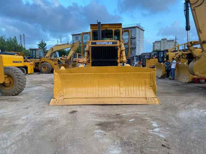 Japan import in good condition Construction bulldozer Second Hand Caterpillar CAT D7R Bulldozer Used CAT D7R for sale - Buldôzer: foto 3 Japan import in good condition Construction bulldozer Second Hand Caterpillar CAT D7R Bulldozer Used CAT D7R for sale - Buldôzer: foto 3