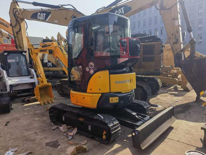 Komatsu mini excavator PC35MR cheap for sale Komatsu digger excavator 3.5 ton used excavator PC35 for sale - Escavadora de rastos: foto 4 Komatsu mini excavator PC35MR cheap for sale Komatsu digger excavator 3.5 ton used excavator PC35 for sale - Escavadora de rastos: foto 4