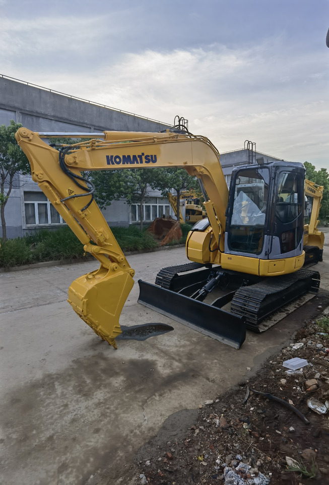 Komatsu pc78 Excavator - Escavadora de rastos: foto 2 Komatsu pc78 Excavator - Escavadora de rastos: foto 2