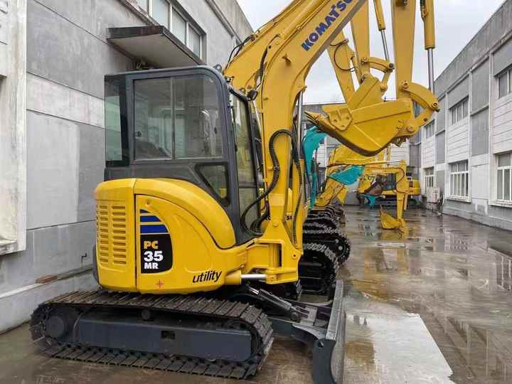Original Japan Second Hand Komatsu PC35MR Crawler Excavator Used Komatsu PC35MR Excavator for sale - Escavadora de rastos: foto 2 Original Japan Second Hand Komatsu PC35MR Crawler Excavator Used Komatsu PC35MR Excavator for sale - Escavadora de rastos: foto 2