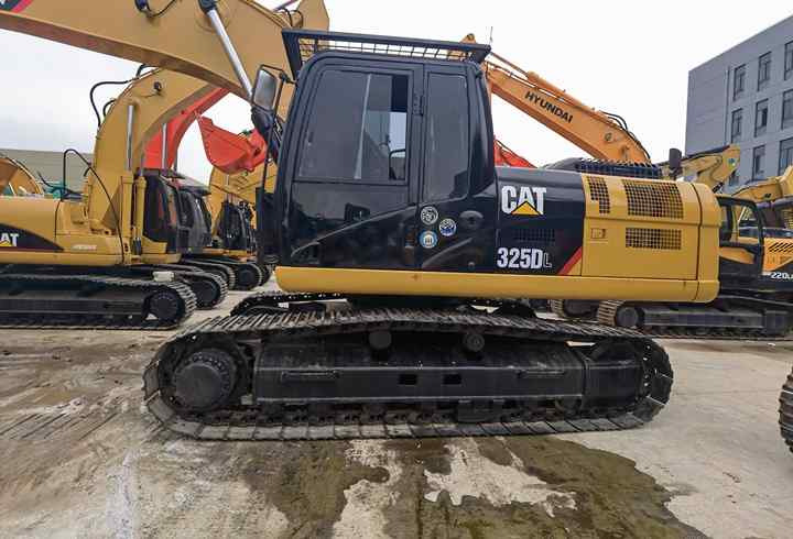 Used Excavator cat 325dl Japanese used excavator cat 325dl with High Quality in Stock for Engineering - Escavadora de rastos: foto 4 Used Excavator cat 325dl Japanese used excavator cat 325dl with High Quality in Stock for Engineering - Escavadora de rastos: foto 4