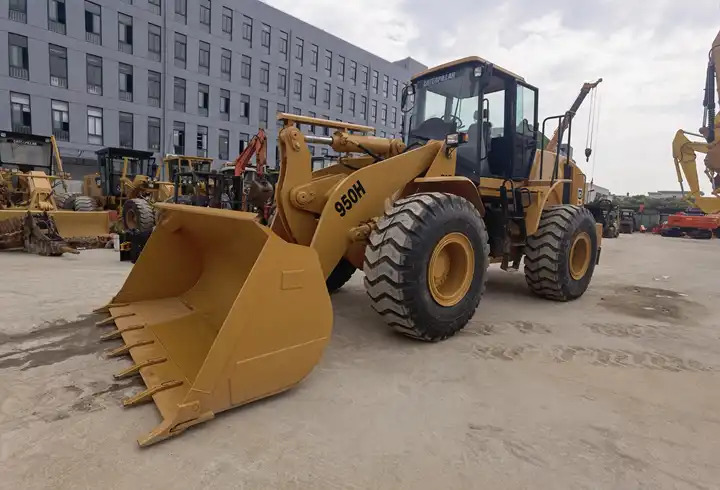 Caterpillar 950H wheel loaders CAT 950H 966H caterpillar used second hand 966H 950H wheel loader - Carregadeira de rodas: foto 5 Caterpillar 950H wheel loaders CAT 950H 966H caterpillar used second hand 966H 950H wheel loader - Carregadeira de rodas: foto 5