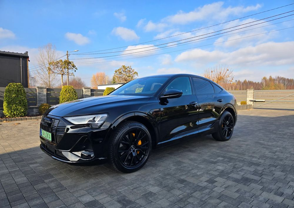 Audi e-tron 55 Quattro S Line - Sedã: foto 4 Audi e-tron 55 Quattro S Line - Sedã: foto 4