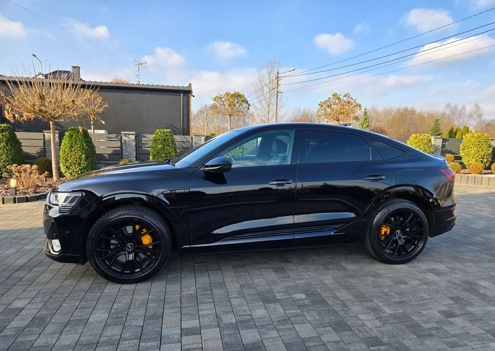 Audi e-tron 55 Quattro S Line - Sedã: foto 5 Audi e-tron 55 Quattro S Line - Sedã: foto 5