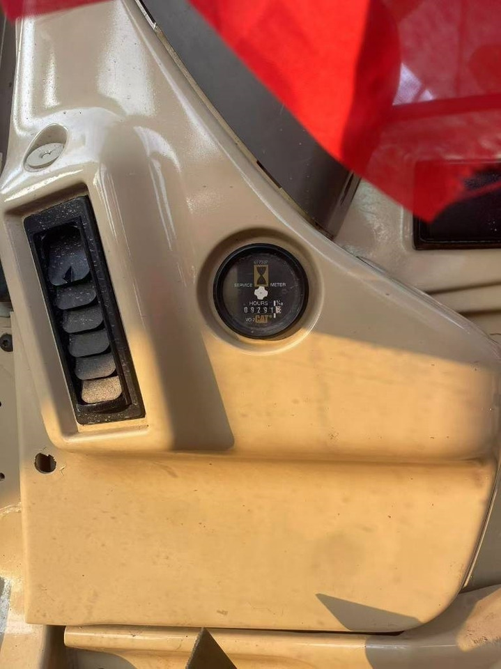 CAT 320 B - Escavadora de rastos: foto 3 CAT 320 B - Escavadora de rastos: foto 3