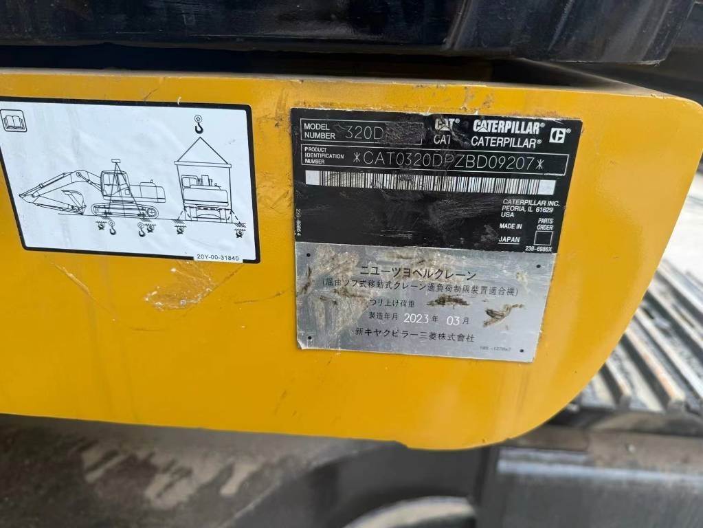 Locação de CAT 320 D  CAT 320 D: foto 14