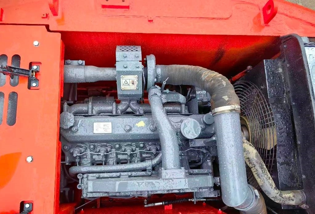 Doosan DX 140  - Escavadora de rastos: foto 3 Doosan DX 140  - Escavadora de rastos: foto 3