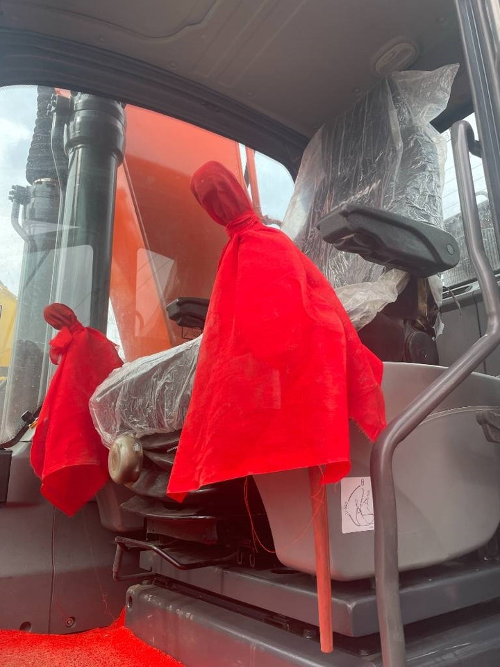 Doosan DX 225 - Escavadora de rastos: foto 3 Doosan DX 225 - Escavadora de rastos: foto 3