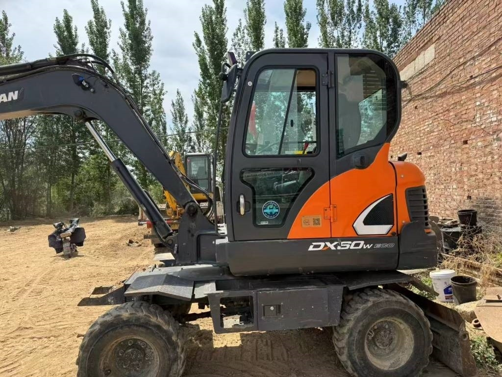 Doosan DX 60 - Mini escavadeira: foto 5 Doosan DX 60 - Mini escavadeira: foto 5