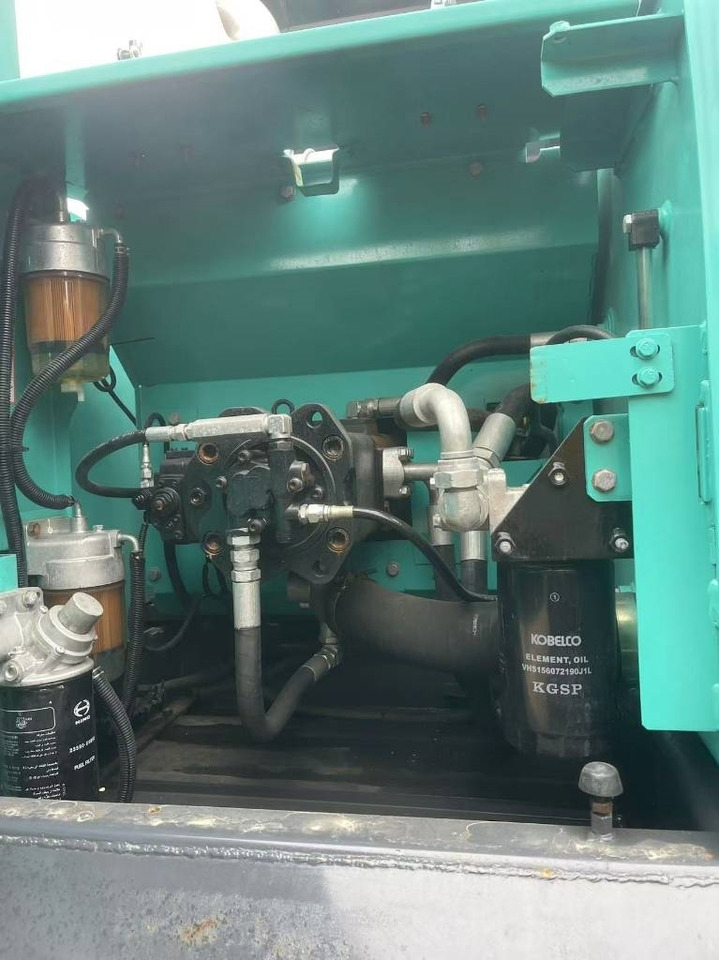 Locação de Kobelco 神钢 200 D  Kobelco 神钢 200 D: foto 9