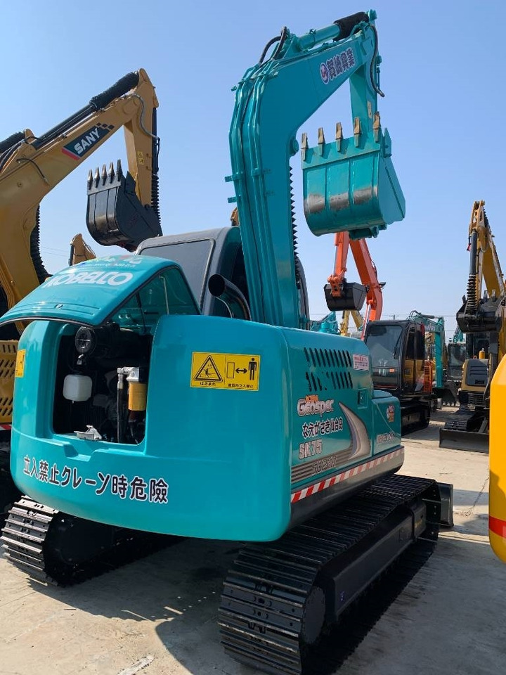 Kobelco SK 75 - Escavadora de rastos: foto 3 Kobelco SK 75 - Escavadora de rastos: foto 3