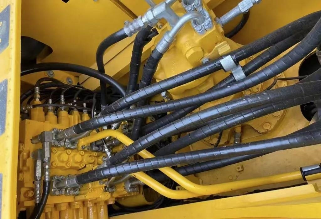 Komatsu PC 240 - Escavadora de rastos: foto 4 Komatsu PC 240 - Escavadora de rastos: foto 4