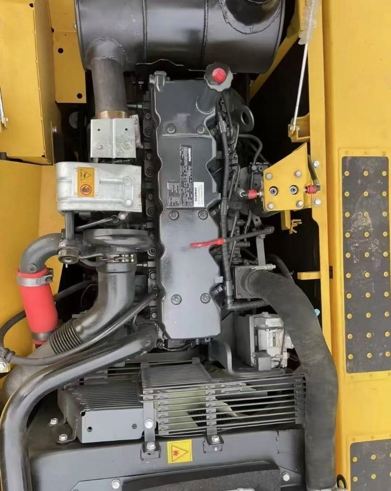 Komatsu PC 240 - Escavadora de rastos: foto 2 Komatsu PC 240 - Escavadora de rastos: foto 2