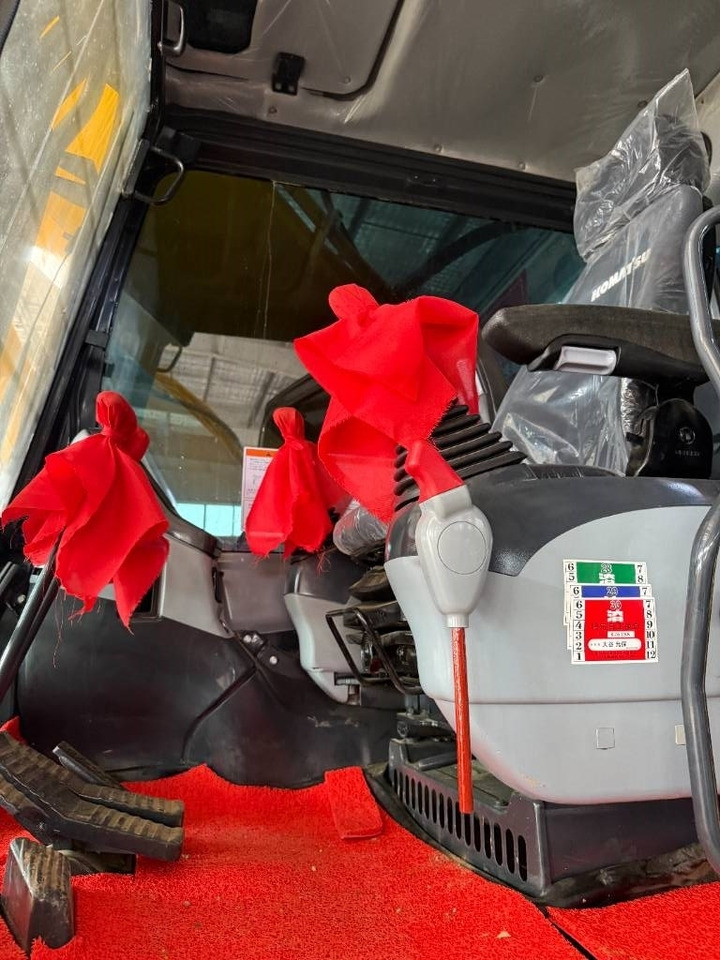 Komatsu PC 350 - Escavadora de rastos: foto 2 Komatsu PC 350 - Escavadora de rastos: foto 2