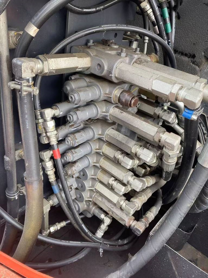 Escavadora de rastos Kubota 155: foto 6 Escavadora de rastos Kubota 155: foto 6