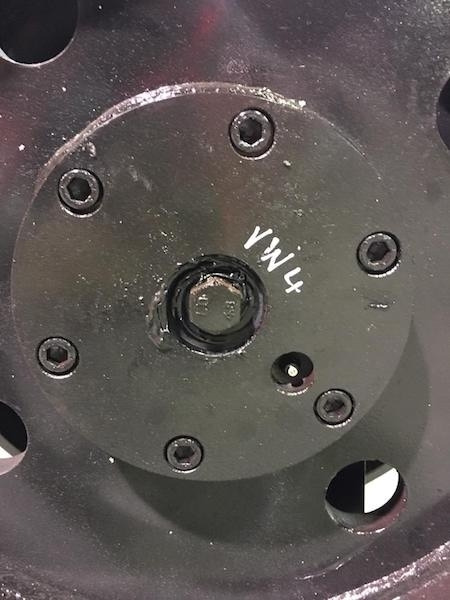 VH-BM Verdichtingswiel - Compactator  - Compactador: foto 4 VH-BM Verdichtingswiel - Compactator  - Compactador: foto 4