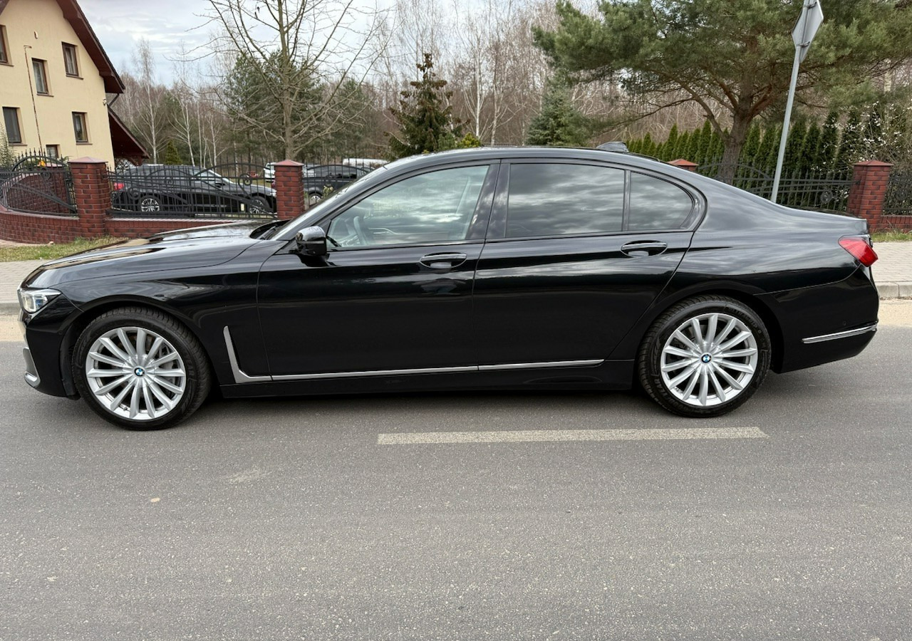 BMW SERIA 7 II (G11/G12) BMW SERIA 7 740d Xdrive 340KM Luxury+Exclusive Masaże Adaptiv Oś Lasery 2022 FV2 - Automóvel: foto 5 BMW SERIA 7 II (G11/G12) BMW SERIA 7 740d Xdrive 340KM Luxury+Exclusive Masaże Adaptiv Oś Lasery 2022 FV2 - Automóvel: foto 5