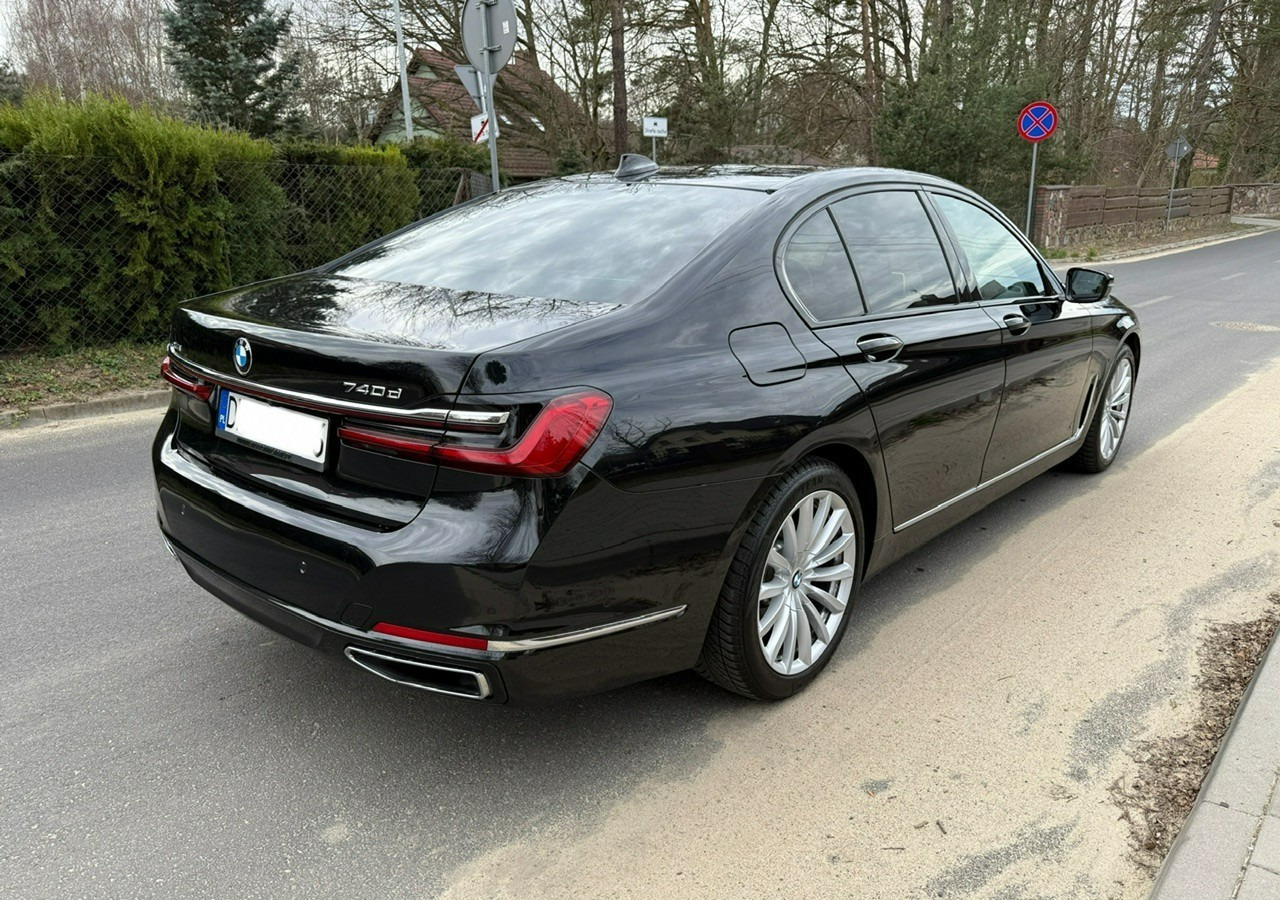 BMW SERIA 7 II (G11/G12) BMW SERIA 7 740d Xdrive 340KM Luxury+Exclusive Masaże Adaptiv Oś Lasery 2022 FV2 - Automóvel: foto 3 BMW SERIA 7 II (G11/G12) BMW SERIA 7 740d Xdrive 340KM Luxury+Exclusive Masaże Adaptiv Oś Lasery 2022 FV2 - Automóvel: foto 3