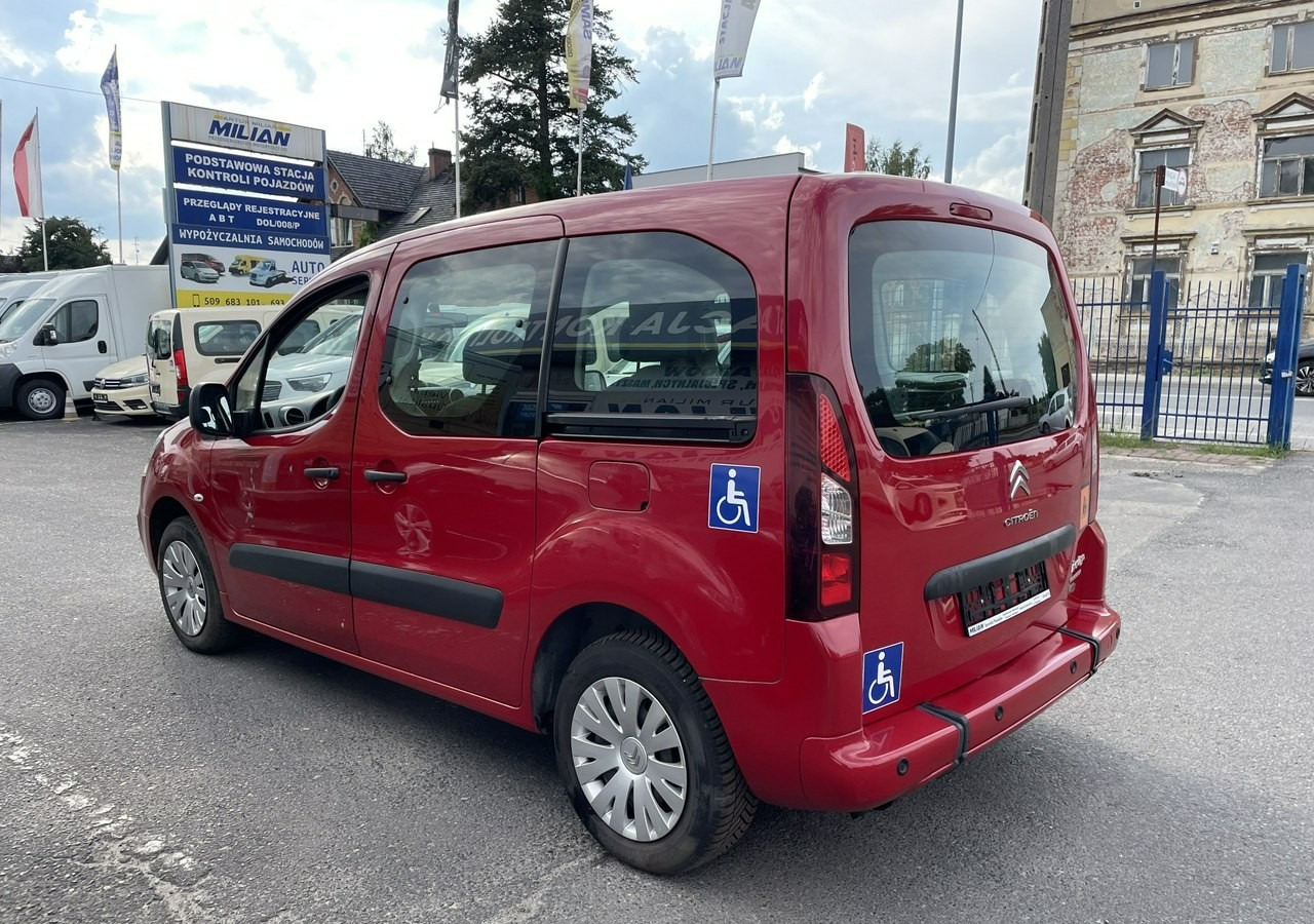Automóvel Citroen Berlingo II Berlingo 1.6 do przewozu Niepełnosprawnych inwalida rampa 2018: foto 6 Automóvel Citroen Berlingo II Berlingo 1.6 do przewozu Niepełnosprawnych inwalida rampa 2018: foto 6