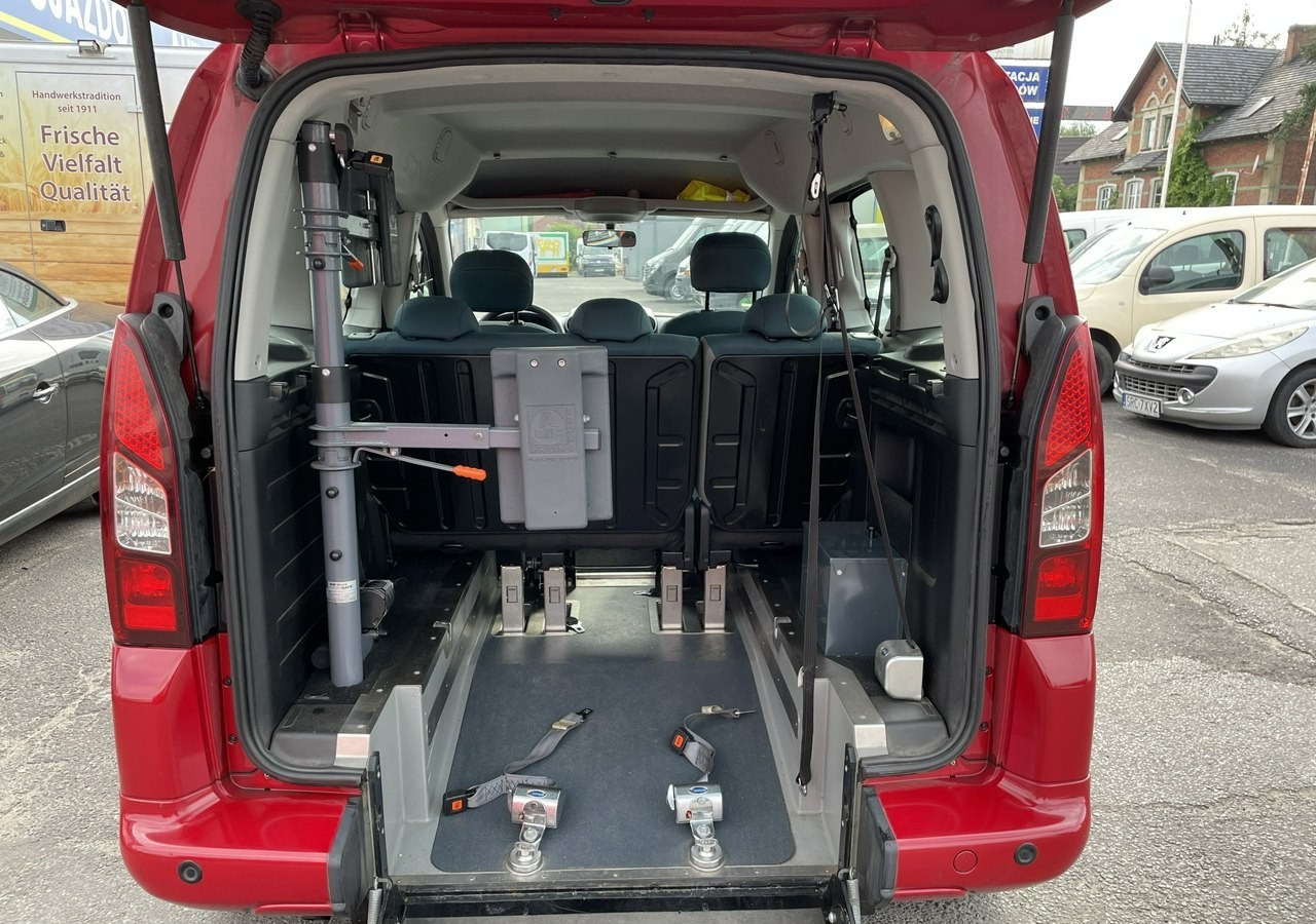 Automóvel Citroen Berlingo II Berlingo 1.6 do przewozu Niepełnosprawnych inwalida rampa 2018: foto 8 Automóvel Citroen Berlingo II Berlingo 1.6 do przewozu Niepełnosprawnych inwalida rampa 2018: foto 8