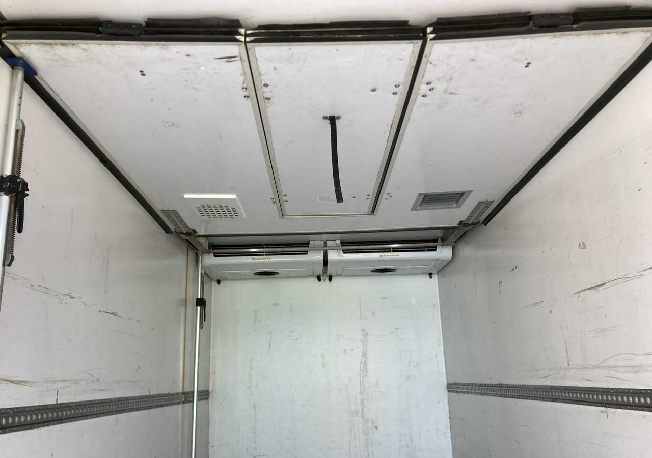 DAF Inny DAF DAF LF210FA Chłodnia Konvekta Hydro klapa 2014 - Carrinha frigorífica: foto 3 DAF Inny DAF DAF LF210FA Chłodnia Konvekta Hydro klapa 2014 - Carrinha frigorífica: foto 3