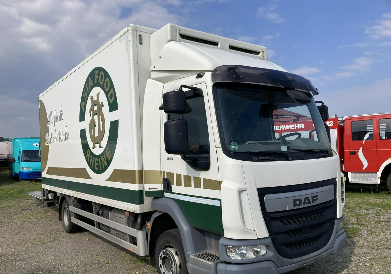 DAF Inny DAF DAF LF210FA Chłodnia Konvekta Hydro klapa 2014 - Carrinha frigorífica: foto 1 DAF Inny DAF DAF LF210FA Chłodnia Konvekta Hydro klapa 2014 - Carrinha frigorífica: foto 1