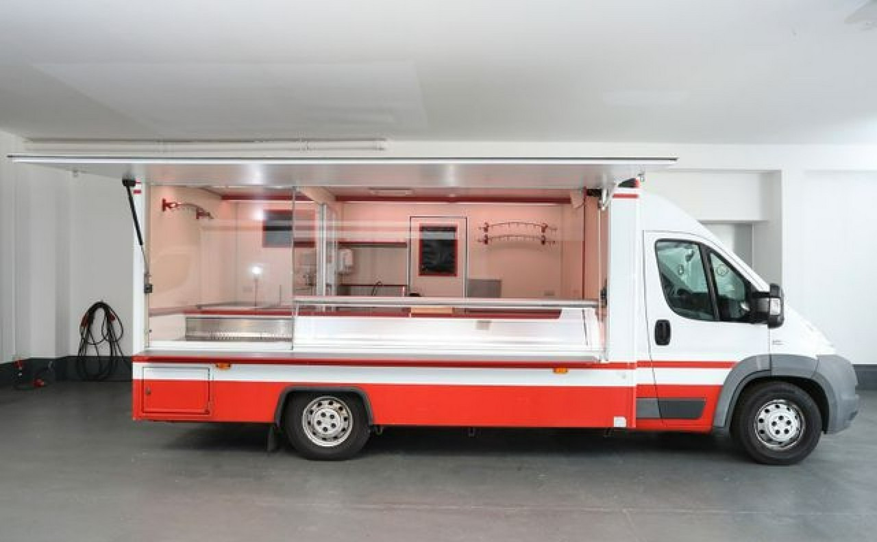 Fiat Ducato Autosklep Gastronomiczny Food Truck Foodtruck Sklep bar 3500 Borco20 - Food truck: foto 1 Fiat Ducato Autosklep Gastronomiczny Food Truck Foodtruck Sklep bar 3500 Borco20 - Food truck: foto 1