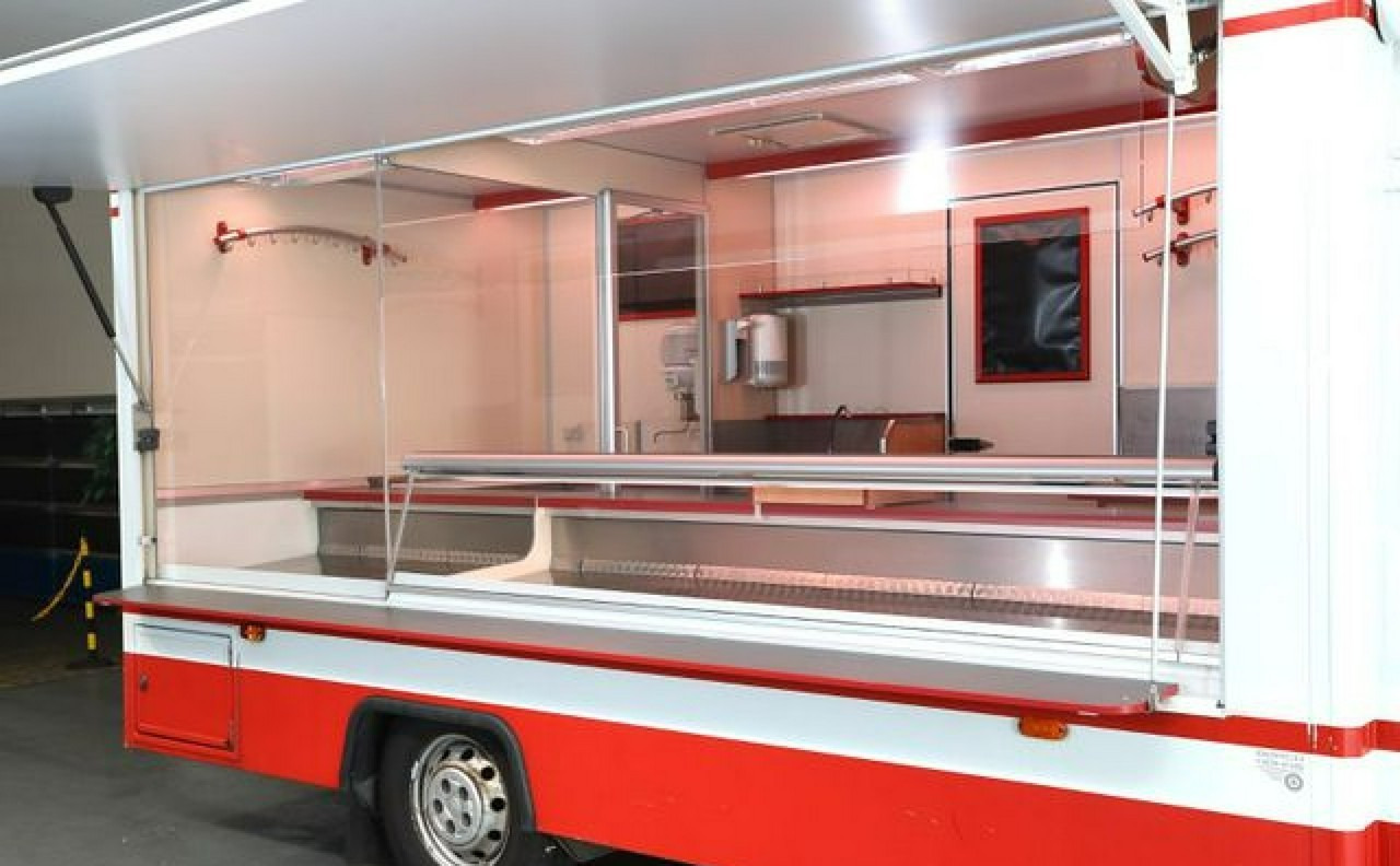 Fiat Ducato Autosklep Gastronomiczny Food Truck Foodtruck Sklep bar 3500 Borco20 - Food truck: foto 4 Fiat Ducato Autosklep Gastronomiczny Food Truck Foodtruck Sklep bar 3500 Borco20 - Food truck: foto 4