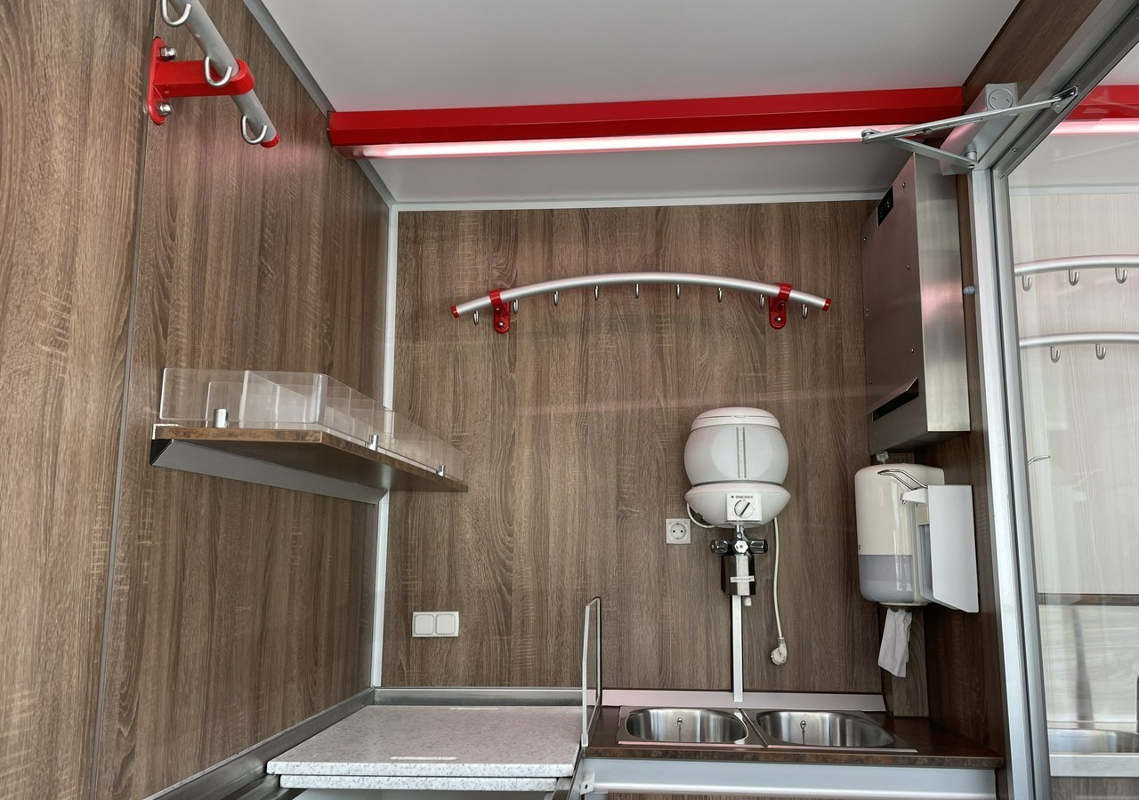 Fiat Ducato Autosklep Gastronomiczny Food Truck Foodtruck sklep W-zasil 2015 - Food truck: foto 4 Fiat Ducato Autosklep Gastronomiczny Food Truck Foodtruck sklep W-zasil 2015 - Food truck: foto 4