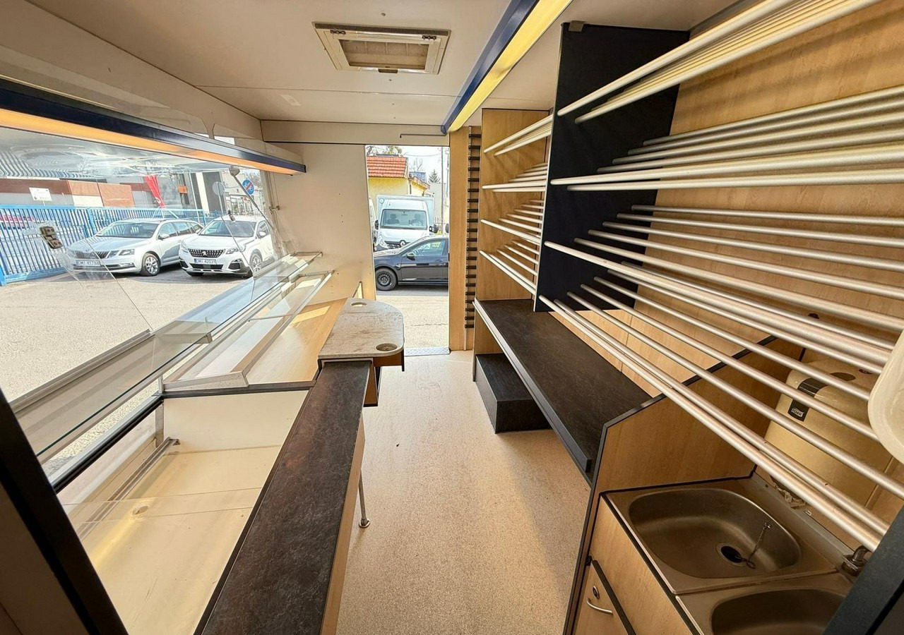 Fiat Ducato Autosklep pieczywa Gastronomiczny Food Truck Foodtruck sklep Borco - Food truck: foto 2 Fiat Ducato Autosklep pieczywa Gastronomiczny Food Truck Foodtruck sklep Borco - Food truck: foto 2