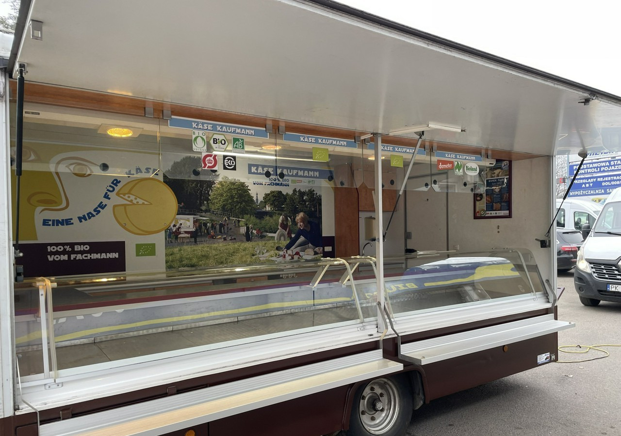 Fiat Ducato Autosklep przyczepa Gastronomiczny Food Truck Foodtruck sklep Borco - Roulote bar: foto 1 Fiat Ducato Autosklep przyczepa Gastronomiczny Food Truck Foodtruck sklep Borco - Roulote bar: foto 1