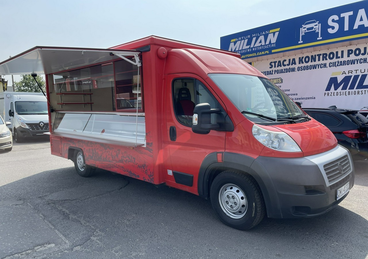 Fiat Ducato Autosklep wędlin Gastronomiczny Food Truck Foodtruck Sklep Borco 201 - Food truck: foto 3 Fiat Ducato Autosklep wędlin Gastronomiczny Food Truck Foodtruck Sklep Borco 201 - Food truck: foto 3