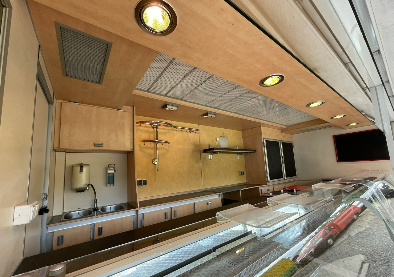 Fiat Ducato Ducat Autosklep wędlin Gastronomiczny Food Truck Foodtruck SklepBORC - Food truck: foto 5 Fiat Ducato Ducat Autosklep wędlin Gastronomiczny Food Truck Foodtruck SklepBORC - Food truck: foto 5
