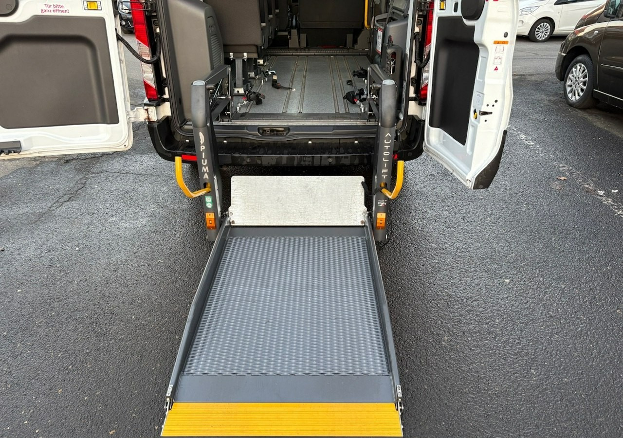 Ford Transit VIII Transit do przewozu Niepełnosprawnych 3 Wózki inwalida Rrampa 2020 - Automóvel: foto 5 Ford Transit VIII Transit do przewozu Niepełnosprawnych 3 Wózki inwalida Rrampa 2020 - Automóvel: foto 5