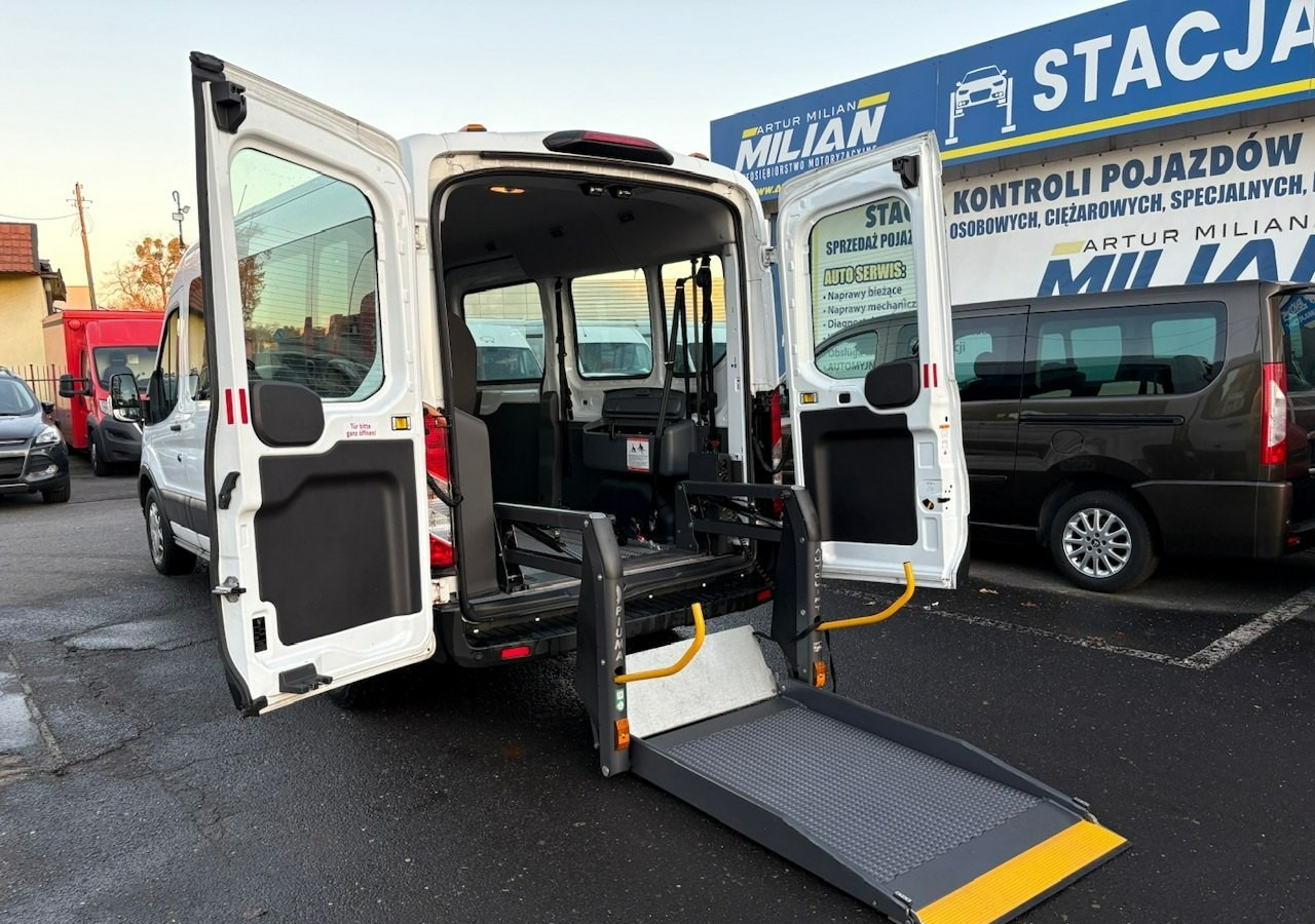 Ford Transit VIII Transit do przewozu Niepełnosprawnych 3 Wózki inwalida Rrampa 2020 - Automóvel: foto 2 Ford Transit VIII Transit do przewozu Niepełnosprawnych 3 Wózki inwalida Rrampa 2020 - Automóvel: foto 2