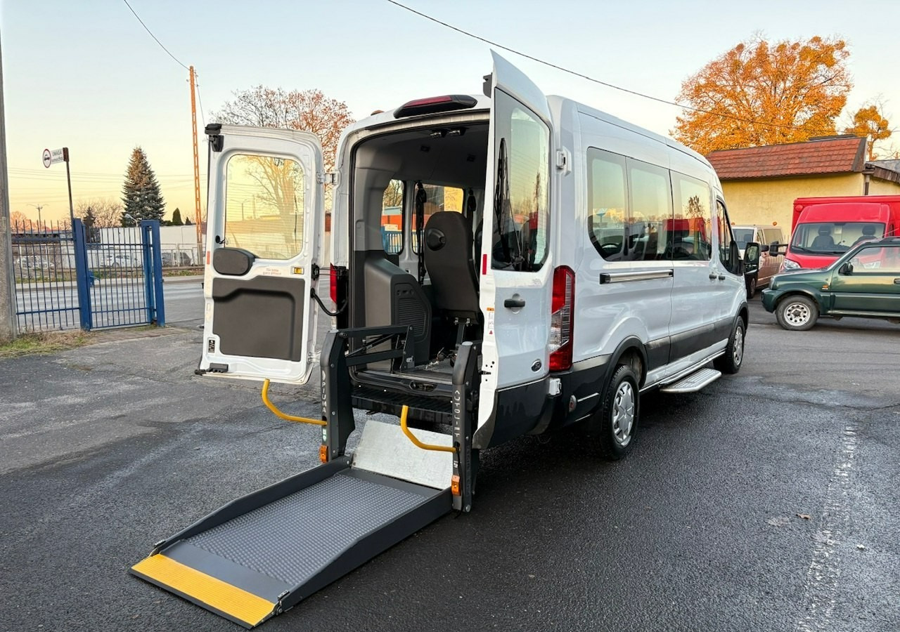 Ford Transit VIII Transit do przewozu Niepełnosprawnych 3 Wózki inwalida Rrampa 2020 - Automóvel: foto 4 Ford Transit VIII Transit do przewozu Niepełnosprawnych 3 Wózki inwalida Rrampa 2020 - Automóvel: foto 4