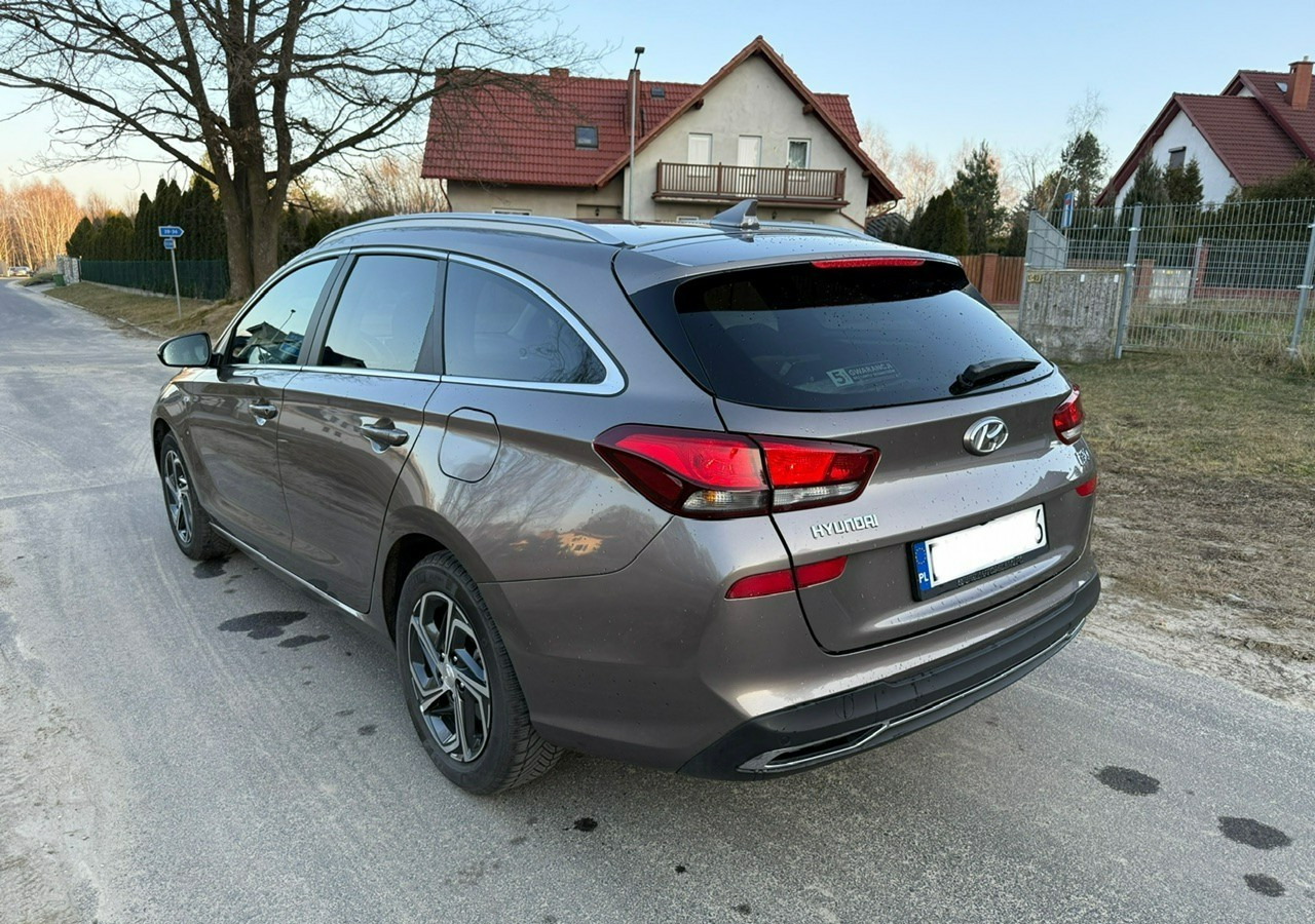 Hyundai i30 II Hyundai i30 1.5T-GDI160KM SMART PLUS +LED Salon PL-Gwarancja 2028 - Automóvel: foto 5 Hyundai i30 II Hyundai i30 1.5T-GDI160KM SMART PLUS +LED Salon PL-Gwarancja 2028 - Automóvel: foto 5