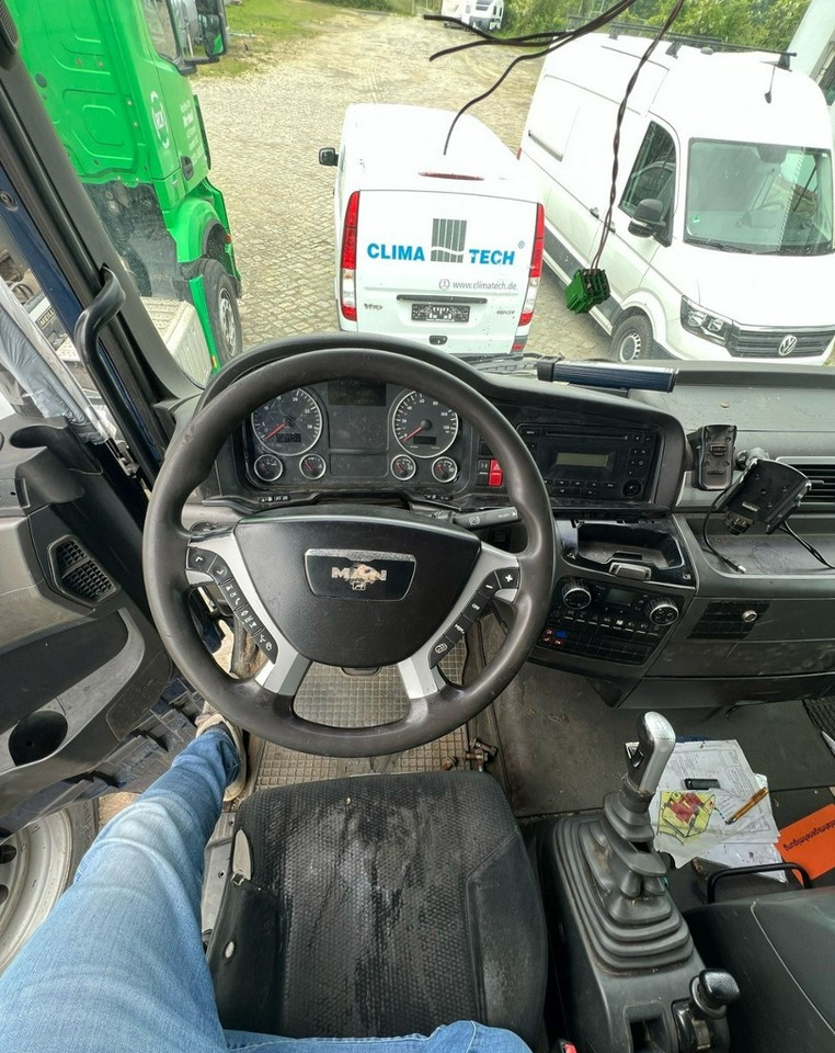 MAN Inny MAN Man TGX 18.400 Bramowiec hakowiec Meiler Model 2012 - Caminhão multibenne: foto 5 MAN Inny MAN Man TGX 18.400 Bramowiec hakowiec Meiler Model 2012 - Caminhão multibenne: foto 5