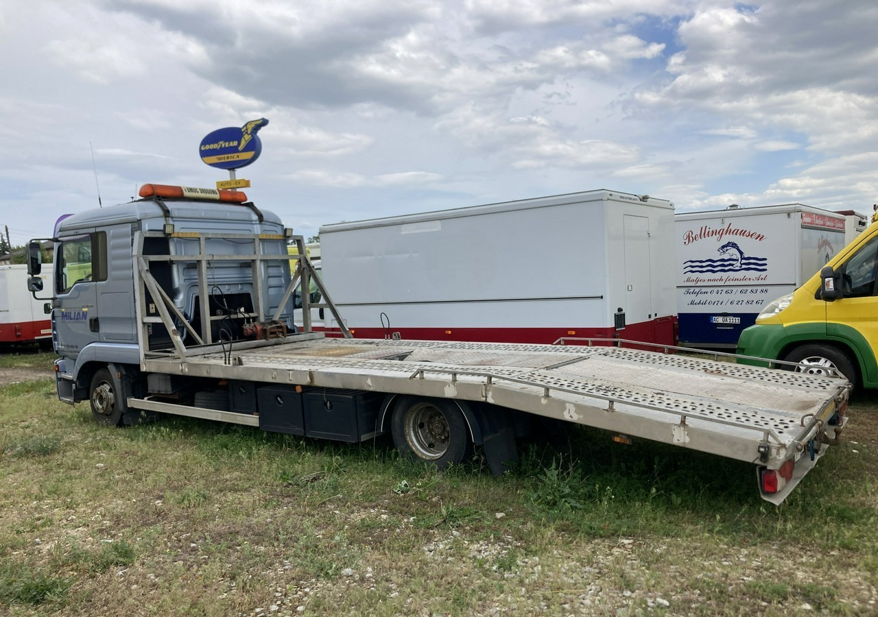 MAN TGL 8.210 Pomoc drogowa Autolaweta x 2 MAN TGL 8.210 Pomoc drogowa Autolaweta na 2 Auta 2005 - Caminhão reboque: foto 3 MAN TGL 8.210 Pomoc drogowa Autolaweta x 2 MAN TGL 8.210 Pomoc drogowa Autolaweta na 2 Auta 2005 - Caminhão reboque: foto 3