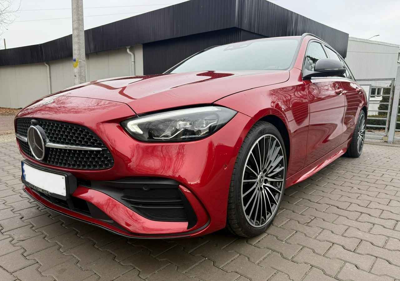 Mercedes-Benz Klasa C W205 C300d 265KM AMG-Pakiet FullLed Navi Kamera360 Asystenty HUD Hak 2022 - Automóvel: foto 1 Mercedes-Benz Klasa C W205 C300d 265KM AMG-Pakiet FullLed Navi Kamera360 Asystenty HUD Hak 2022 - Automóvel: foto 1