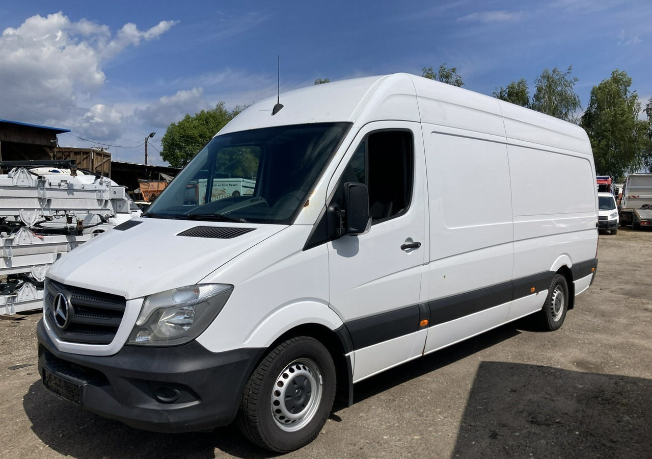Mercedes-Benz Sprinter Sprinter 313CDI Max 2015 - Furgão: foto 1 Mercedes-Benz Sprinter Sprinter 313CDI Max 2015 - Furgão: foto 1