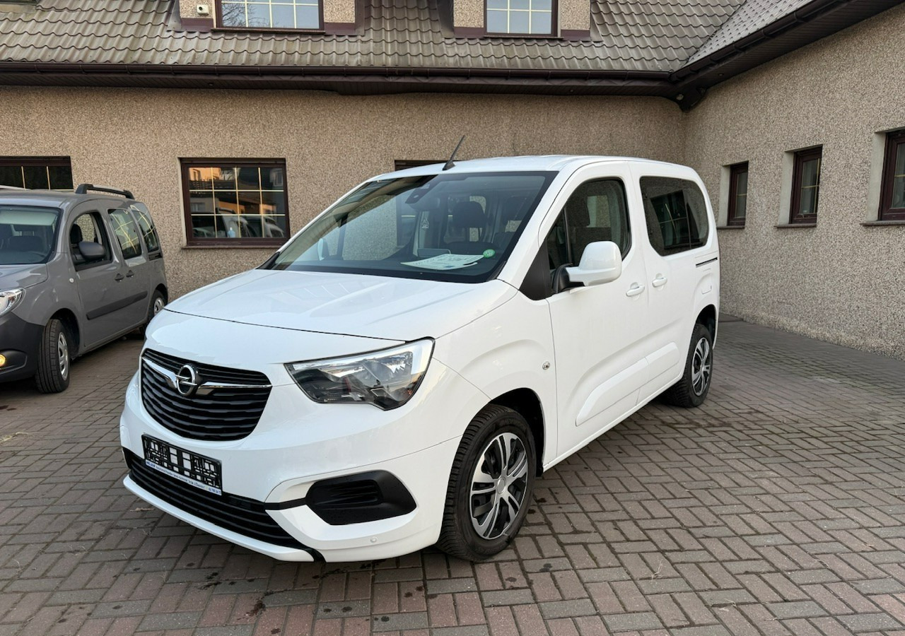 Opel Combo IV Combo Life Combo do przewozu Niepełnosprawnych inwalida rampa Model 2021 - Automóvel: foto 3 Opel Combo IV Combo Life Combo do przewozu Niepełnosprawnych inwalida rampa Model 2021 - Automóvel: foto 3