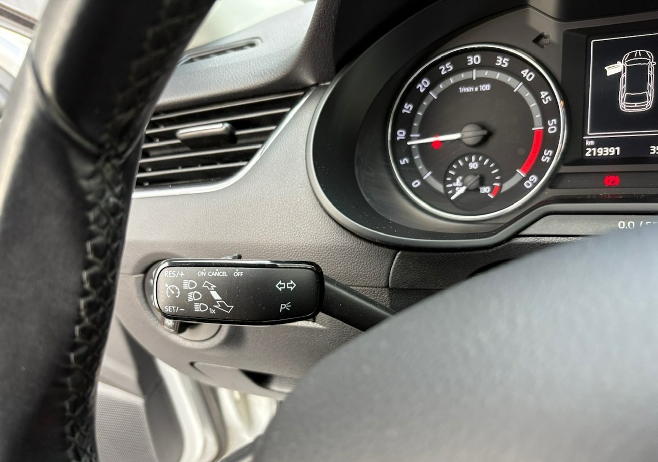 Automóvel Skoda Octavia III Skoda Octavia 4X4 Scout 2.0 TDI -150KM Model 2017 Bezwypadkowa FV 23: foto 19