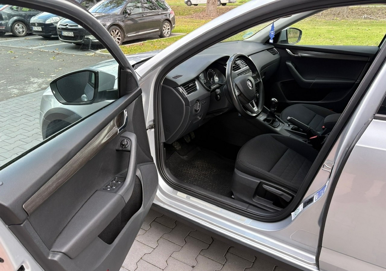 Automóvel Skoda Octavia III Skoda Octavia 4X4 Scout 2.0 TDI -150KM Model 2017 Bezwypadkowa FV 23: foto 12