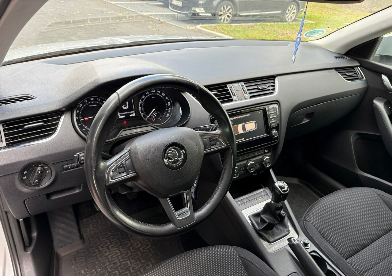 Automóvel Skoda Octavia III Skoda Octavia 4X4 Scout 2.0 TDI -150KM Model 2017 Bezwypadkowa FV 23: foto 16