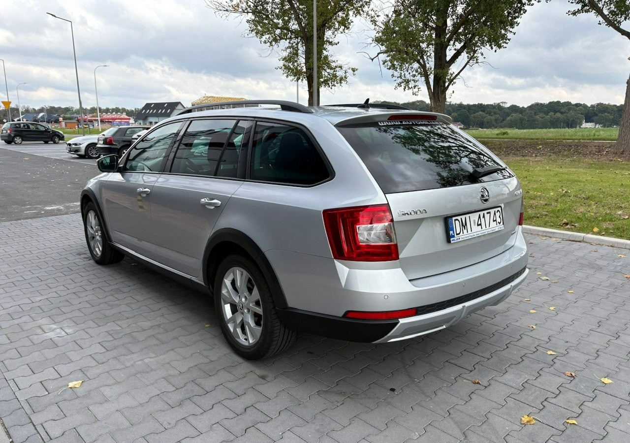 Skoda Octavia III Skoda Octavia 4X4 Scout 2.0 TDI -150KM Model 2017 Bezwypadkowa FV 23 - Automóvel: foto 5 Skoda Octavia III Skoda Octavia 4X4 Scout 2.0 TDI -150KM Model 2017 Bezwypadkowa FV 23 - Automóvel: foto 5