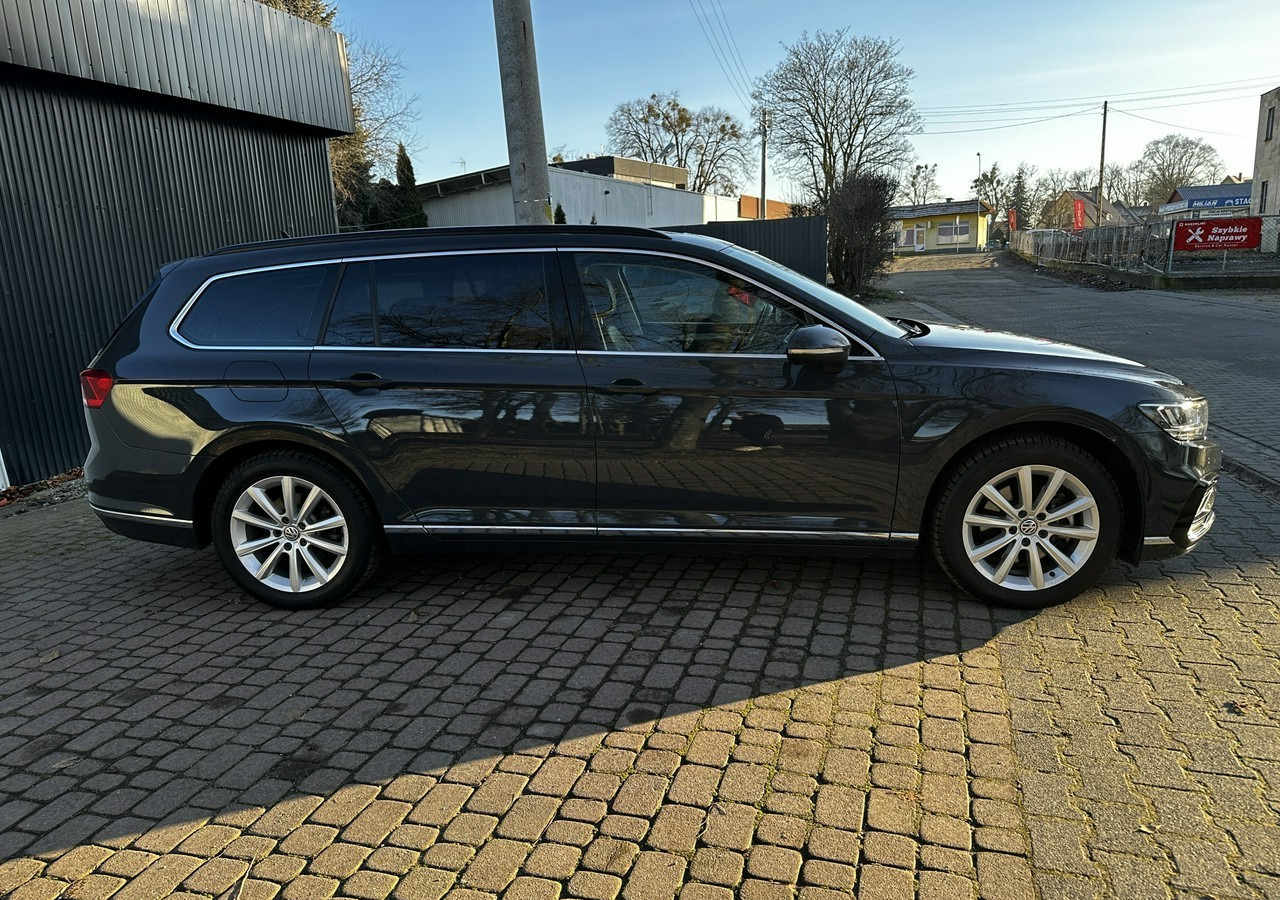 Volkswagen Passat B8 GTE 1.4TSI 218KM Hybryda Plug-in zasięg 50km Panorama*Navi*Skóra*FV2 - Automóvel: foto 3 Volkswagen Passat B8 GTE 1.4TSI 218KM Hybryda Plug-in zasięg 50km Panorama*Navi*Skóra*FV2 - Automóvel: foto 3