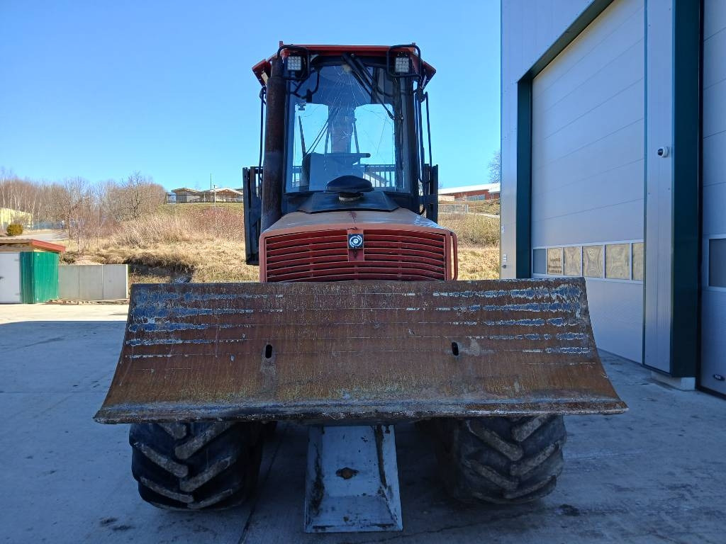 Komatsu 840.3 - Forwarder: foto 2 Komatsu 840.3 - Forwarder: foto 2