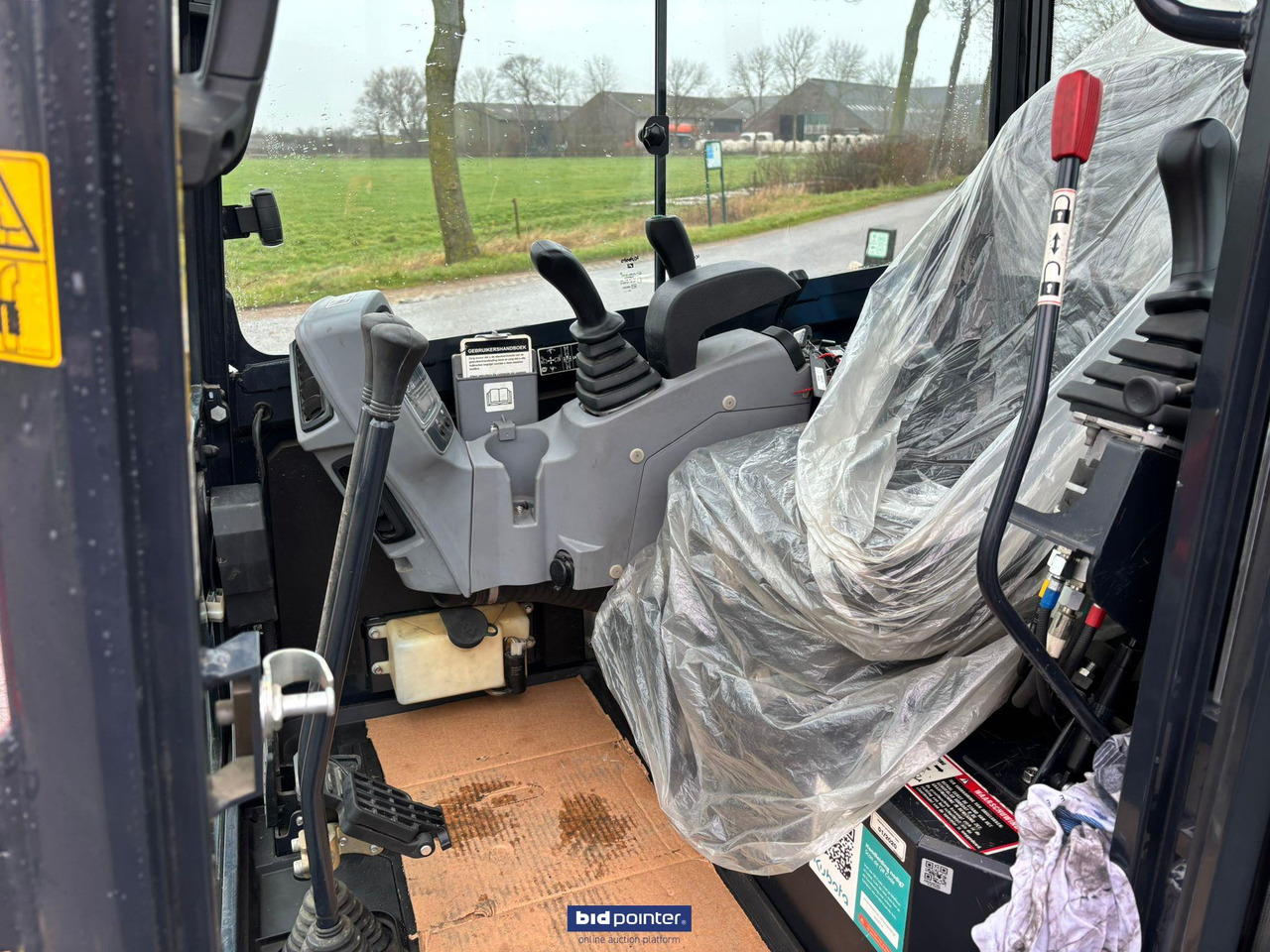 Kubota KX 027 - 4 GL  minigraver - Mini escavadeira: foto 5 Kubota KX 027 - 4 GL  minigraver - Mini escavadeira: foto 5