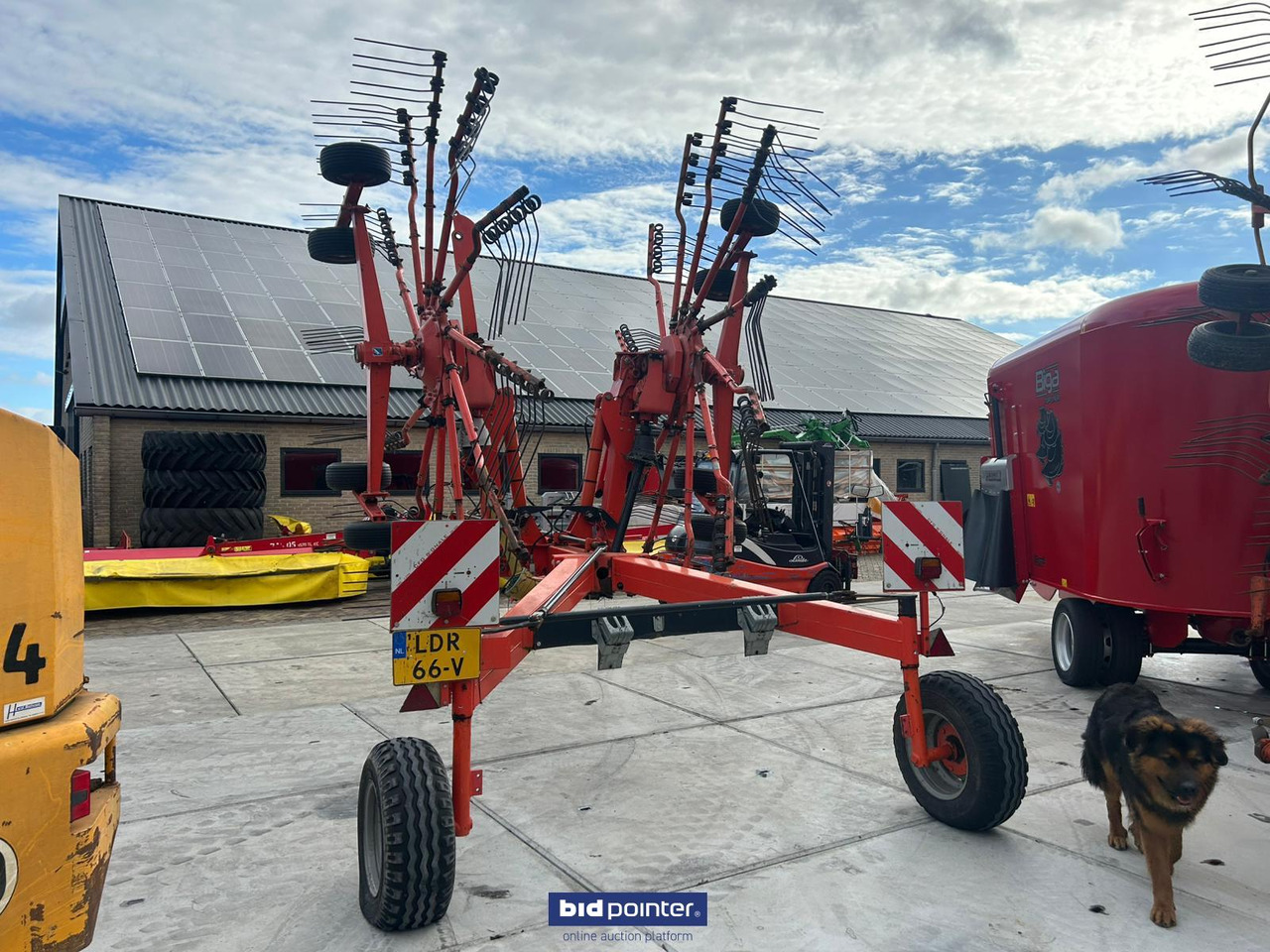 Kuhn GA8121 - Ancinho enleirador: foto 5 Kuhn GA8121 - Ancinho enleirador: foto 5